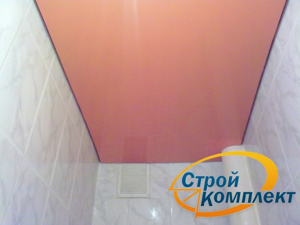 Натяжные потолки в классическом стиле