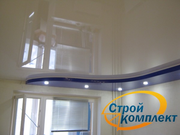 Фотографии глянцевых потолков