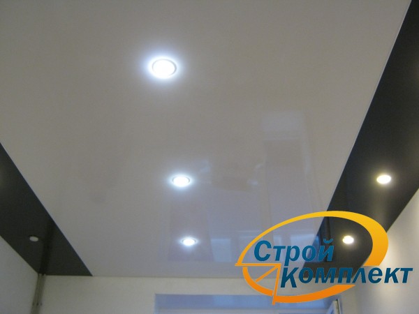 Фотографии глянцевых потолков