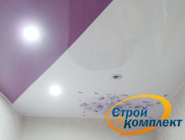 Натяжной потолок в коридор