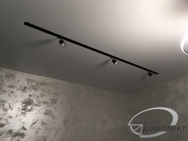 Натяжные потолки с нишами SLOTT